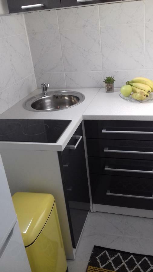 Bluebay Studio Apartment Млини Экстерьер фото